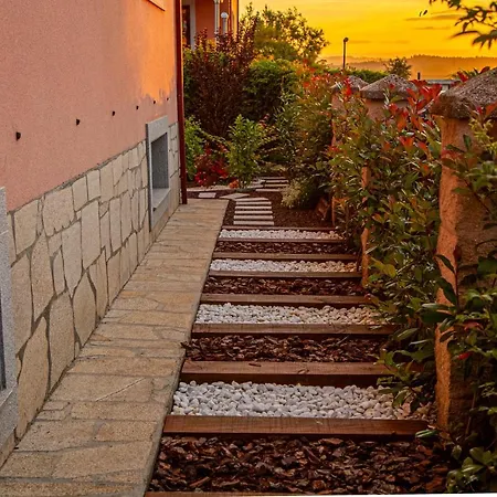 بيت خشبي Wasi Compostela *