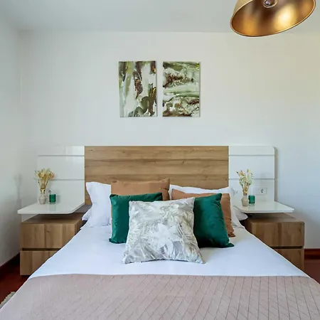 Lodge Wasi Compostela Santiago de Compostela